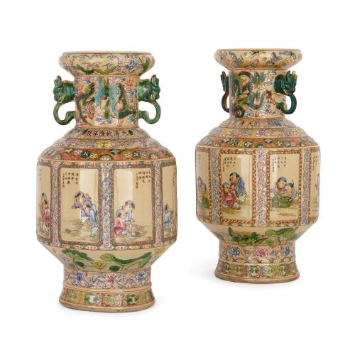 Pair of antique Qing dynasty Chinese porcelain vases