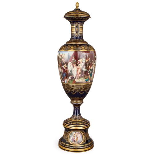 Large Viennese gilt porcelain vase: 'Entry of Charles V into Antwerp'