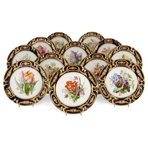 Set of 12 antique Paris porcelain floral and gilt plates
