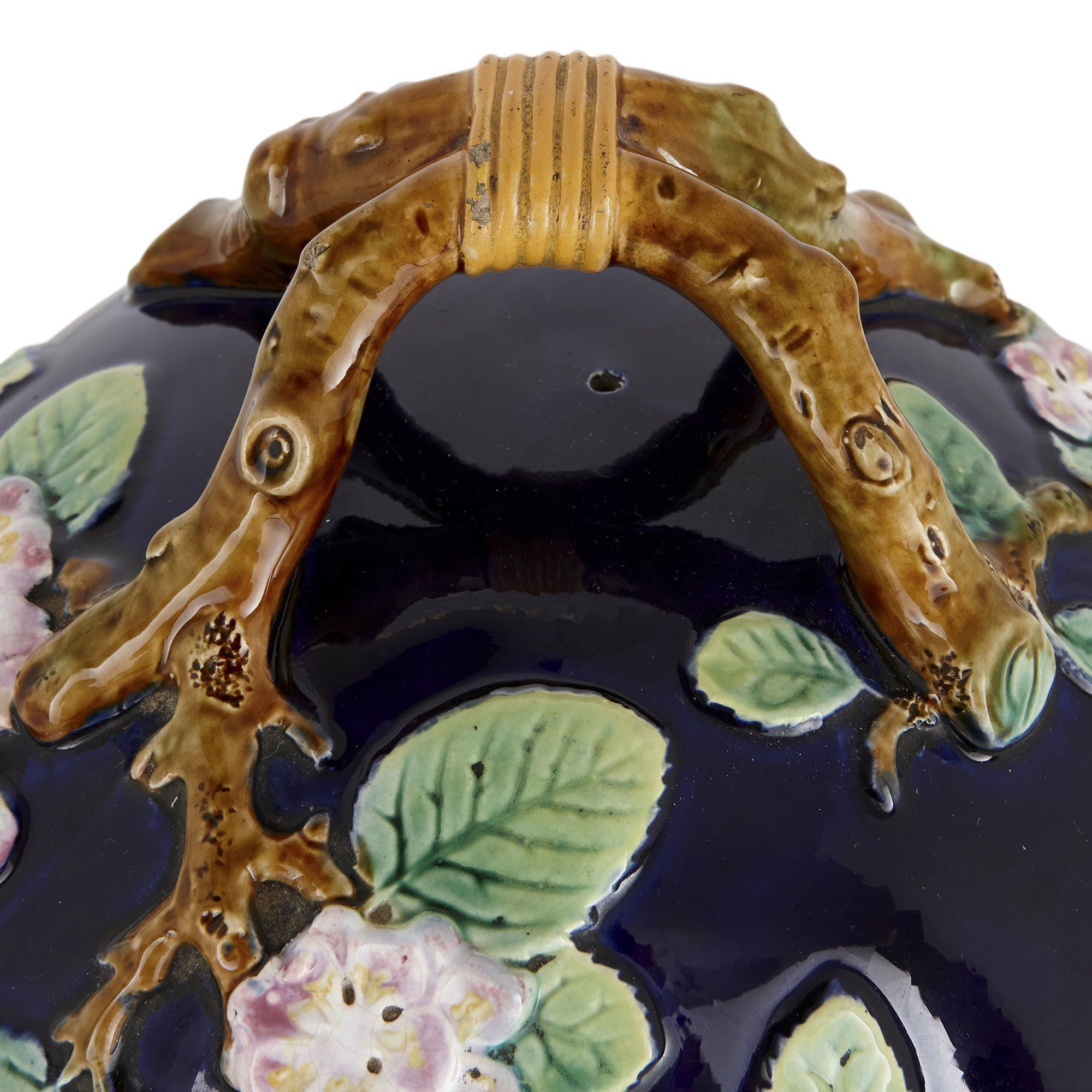 Festive Decor Idea - George Jones Majolica Daisy Cheese Keeper