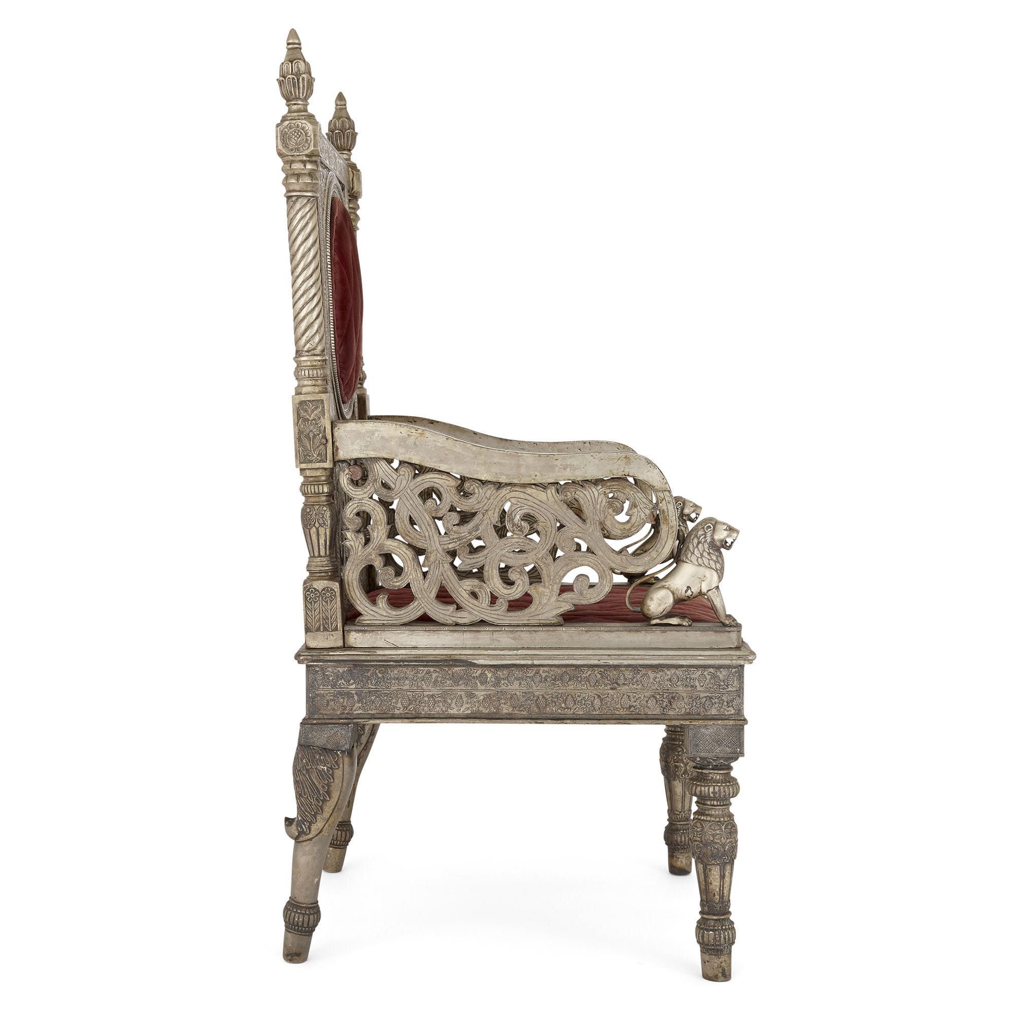Metal throne chair new arrivals