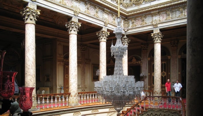 Baccarat chandelier in the Dolmbahce Palace