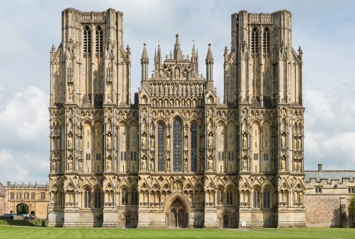 Blog - Gothic Style Guide: Architecture and Art