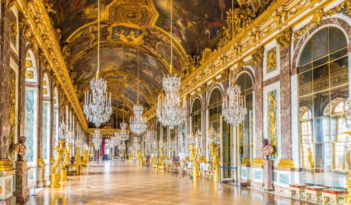 Bohemian chandeliers in the Hall of Mirrors, Versailles